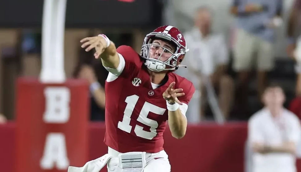 Alabama quarterback Ty Simpson attempts pass.