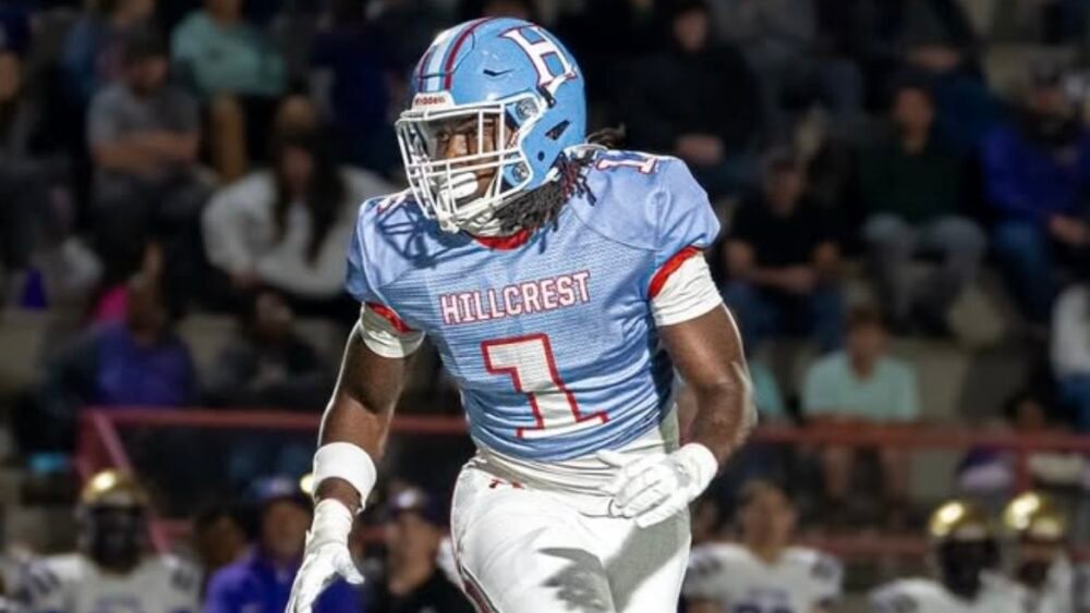 New Alabama linebacker commit Zay Hall